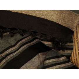 Tagesdecke "KERALA" grau-schwarz gestreift 100% Cotton, ca. 150 x 230 cm