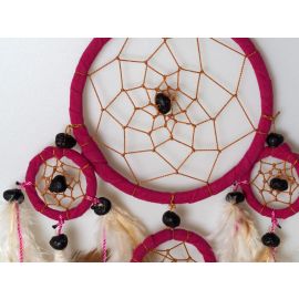 Pinker Traumfänger "Dream Catcher" mit 5 Ringen, schwarzen Steinen & vielen Naturfedern, ca. 32 cm lang