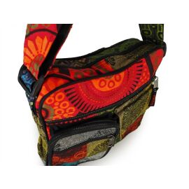 Tasche Umhängetasche Patchwork Muster bunt im Retro Stil | ca. 20x24x5 cm